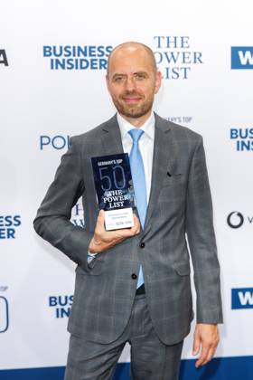 Award - The Power List - Germany s Top 50 Christian Bruch bei The Power List - Germany s Top 50 im Restaurant Sphere im Fernsehturm am 05.06.2025 in Berlin Copyright: xEventpressxKochanx