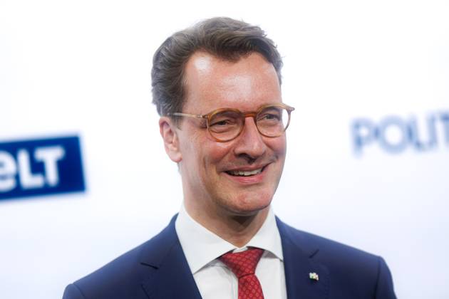 Award - The Power List - Germany s Top 50 Hendrik Wuest bei The Power List - Germany s Top 50 im Restaurant Sphere im Fernsehturm am 05.06.2025 in Berlin Copyright: xEventpressxKochanx