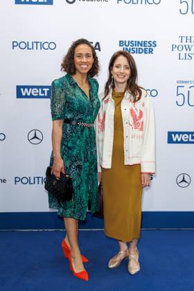 Award - The Power List - Germany s Top 50 Nicole Büttner und Janina Mütze bei The Power List - Germany s Top 50 im Restaurant Sphere im Fernsehturm am 05.06.2025 in Berlin Copyright: xEventpressxKochanx