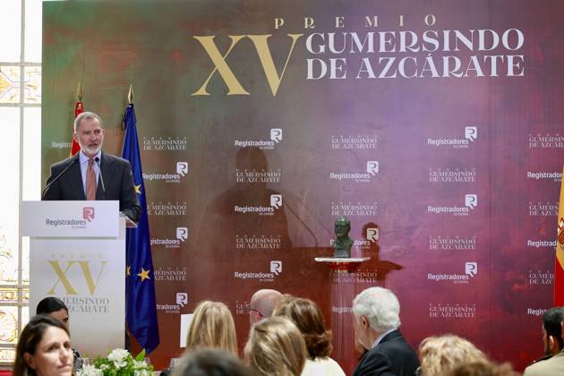 The King attends the 15th edition of the Gumersindo de Azcárate Award King Felipe VI speaks during the 15th edition of the Gumersindo de Azcárate Award, at the Real Casino de Madrid, on June 13, 2025, in Madrid Spain This award recognizes individuals or entities that promote the social and democratic rule of law and institutional development and with them peace, coexistence and economic and social progress In this edition it is awarded to the president of the Supreme Court and the General Council of the Judiciary, granted by the Association of Registrars of Spain and the Autonomous Deans Office of the Registrars of Madrid 13 JUNE 2025 PREMIO REY GALARDÓN RECONOCIMIENTO Casa de S M el Rey 13 06 2025 Madrid Madrid Espana  Copyright: xCasaxdexS.M.xelxReyx 6797428