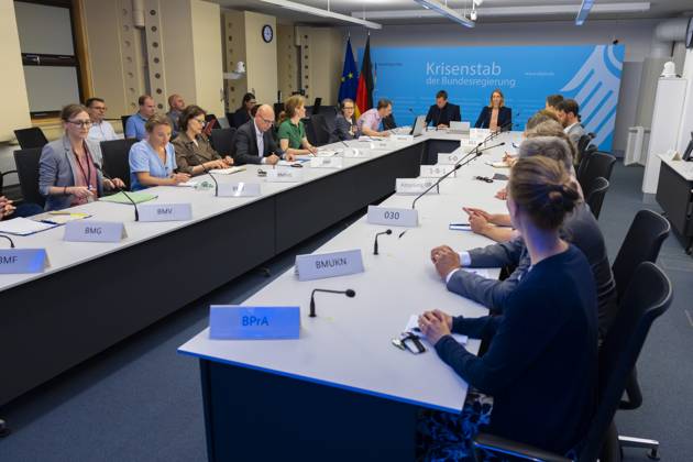 Bilder des Jahres 2025, News 06 Juni News Themen der Woche KW24 News Bilder des Tages Sitzung des Krisenstabes der Bundesregierung im Auswaertigen Amt zum Konflikt zwischen Israel und dem Iran. Berlin, 14.06.2025. Fotografiert im Auftrag des Auswaertigen Amtes Berlin Deutschland Copyright: xThomasxImo AAx