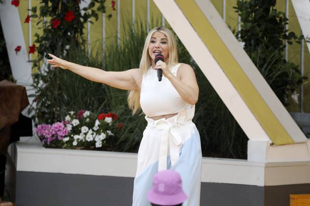 Beatrice Egli in der ARD TV-Show Immer wieder sonntags im Europa-Park. Rust, 15.06.2025