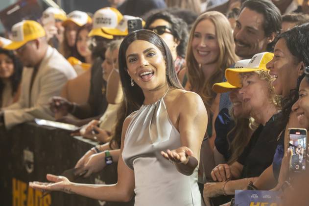 Bilder des Jahres 2025, Entertainment 06 Juni Entertainment Bilder des Tages Amazon s heads of state world premiere (new) amazon& 39;s "heads of state" world premiere. June 24, 2025, new york, new york, usa: priyanka chopra jonas attends amazon& 39;s "heads of state" world premiere at alice tully hall, lincoln center on june 24, 2025 in new york city. (credit: m10s thenews2) (Foto: M10s Thenews2 imago images) Amazon s heads of state world premiere  Copyright: xRonxAdarx