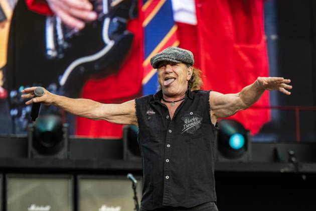 Entertainment Themen der Woche KW26 Bilder des Jahres 2025, Entertainment 06 Juni Entertainment Bilder des Tages Singer Brian Johnson of Australian hard rock band AC DC performs at Letnany Airport in Prague, Czech Republic, on June 26, 2025. (CTKxPhoto VitxSimanek) CTKPhotoP2025062608536  CTKPhotoP2025062608536