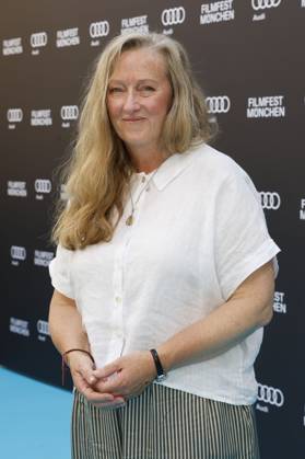 Raynor Winn bei der Premiere des Kinofilms Der Salzpfad The Salt Path und des Verleihung des CineMerit Awards auf dem 42. Filmfest München 2025 im Deutschen Theater. München, 01.07.2025