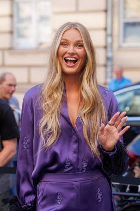 Bilder des Jahres 2025, Entertainment 07 Juli Entertainment Themen der Woche KW27 Fashion Week Berlin - Marc Cain Guests and Show Romee Strijd bei der Marc Cain Fashion Show A Quiet Rebellion im rahmen der Berlin Fashion Week im Pei-Bau am 01.07.2025 in Berlin. Copyright: xEventpressxKochanx