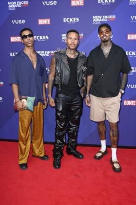 Gast, Jonathan Steinig und Germain Wolf bei der Verleihung der Bunte New Faces Awards Style 2025 im Telegraphenamt. Berlin, 03.07.2025