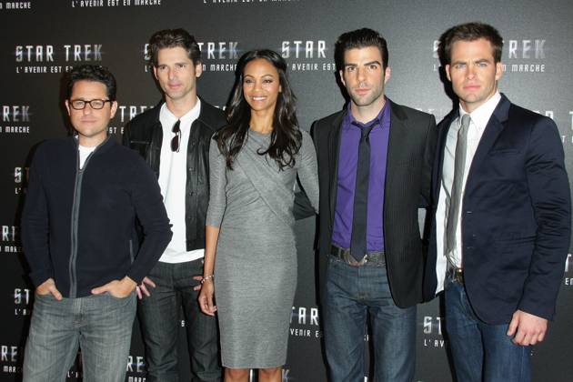Director J.J. Abrams, Eric Bana, Zoe Saldana, Zachary Quinto and Chris Pine - PHOTOCALL DU FILM STAR TREK A L HOTEL PARK HYATT. LE 14 AVRIL 2009 PHOTOCALL OF THE MOVIE STAR TREK AT HOTEL PARK HYATT IN PARIS Paris France Copyright: xJLPPAx xBestimagexJLPPAx xBestimagex