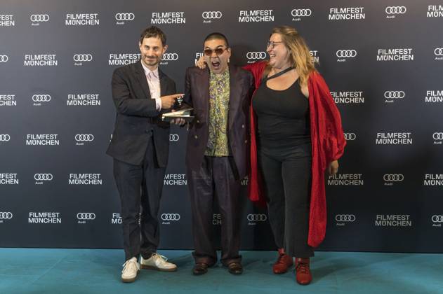 Clemens Schick , Soujiro Sanada und Anna Hints bei der Preisverleihung auf dem 42. Filmfest München 2025 im Amerikahaus. München, 05.07.2025