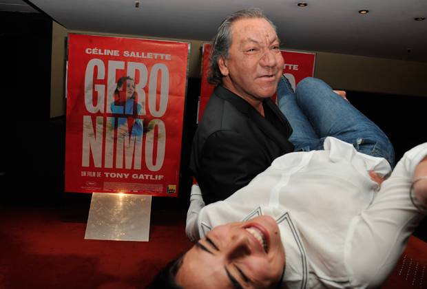 Le réalisateur Tony Gatlif et Nailia Harzoune - Avant-première du film Geronimo à l UGC Ciné Cité des Halles à Paris, le 13 octobre 2014. Paris France Copyright: xGiancarloxGorassini BestimagexGiancarloxGorassini Bestimagex