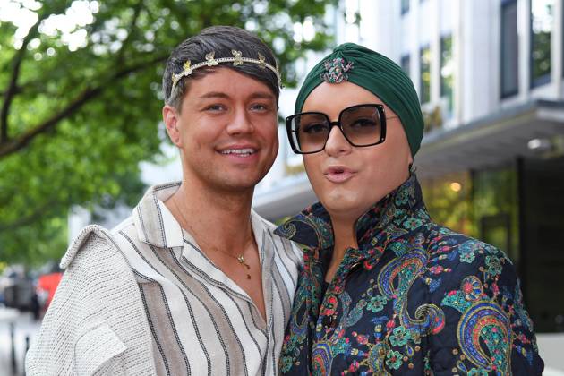 Julian F. M. Stöckel mit Freund Marcell Damaschke beim Casa Bellucci Summer Terrace Grand Opening am Kurfürstendamm in Berlin am 16.07.2025