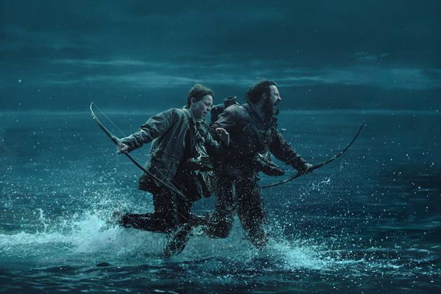 Aaron Taylor-Johnson and Alfie Williams UK. Aaron Taylor-Johnson and Alfie Williams in (C)Sony Pictures Releasing film: 28 Years Later (2025). Plot: Set 28 years after the initial Rage virus turned most people into aggressive zombies. LMK106-J11149-010725 Supplied by LMKMEDIA. Editorial Only. Landmark Media is not the copyright owner of these Film or TV stills but provides a service only for recognised Media outlets.