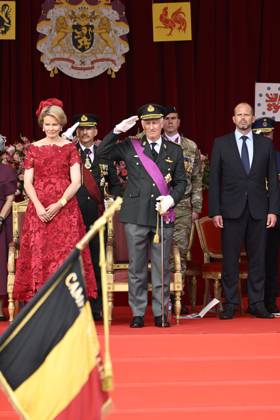 Military and civilian parade for the national Day 2025 BRUSSELS, BELGIUM - JULY 21 : Queen Mathilde of Belgium, King Philippe of Belgium and Theo Francken (N-VA), Minister of Defence of Federal Government during the military and civilian parade for the national Day 2025 on the Place des Palais - Paleizenplein pictured on July 21, 2025 in Brussels, Belgium, 21 07 2025 Brussels Belgium Copyright: xDidierxLebrunx