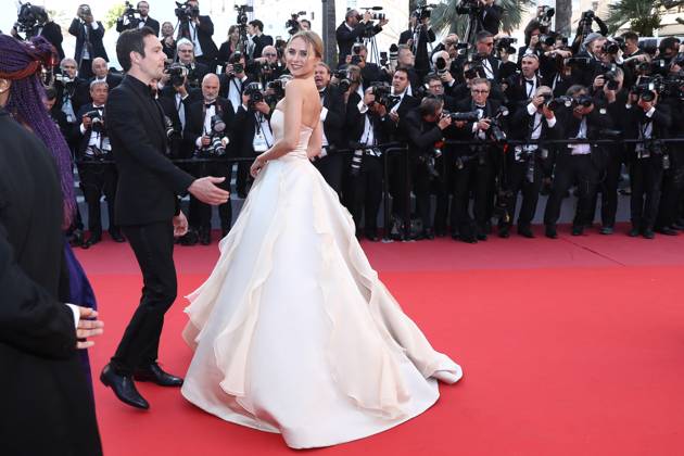 Kimberley Garner - Montée des marches du film « Les Filles du Soleil » lors du 71ème Festival International du Film de Cannes. Le 12 mai 2018 Borde-Jacovides-Moreau Bestimage Red carpet for the movie « Girls Of The Sun » during the 71th Cannes International Film festival. On may 12th 2018 Cannes France Copyright: xJACOVIDES-BORDE-MOREAUx xBESTIMAGExJACOVIDES-BORDE-MOREAUx xBESTIMAGEx