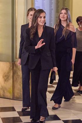 July 23, 2025, Barcelona, Barcelona, Spain: QUEEN LETIZIA OF SPAIN, CROWN PRINCESS LEONOR DE BORBON AND PRINCESS SOFIA DE BORBON attend the Princesa de Girona Foundation Awards at Gran Teatro del Liceu Barcelona Spain - ZUMAc260 20250723_zep_c260_018 Copyright: xMikexChicorrox
