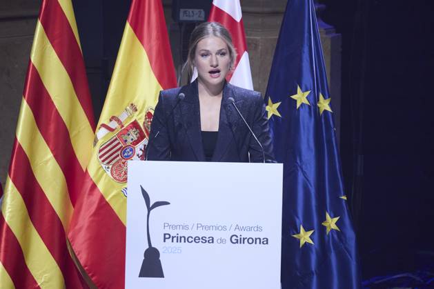 July 23, 2025, Barcelona, Barcelona, Spain: CROWN PRINCESS LEONOR DE BORBON attends the Princesa de Girona Foundation Awards at Gran Teatro del Liceu Barcelona Spain - ZUMAc260 20250723_zep_c260_029 Copyright: xMikexChicorrox
