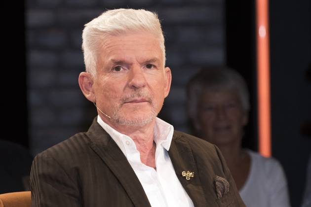 Heinz Strunk im Bild: Heinz Strunk - Autor - vor der Sendung. DEU, Bremen, Radio Bremen, 3nach9, Live-Aufzeichnung vom 04.07.2025. Ausstrahlung 25.07.2025.