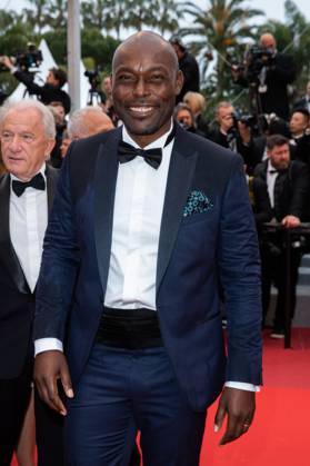 Jimmy Jean-Louis - Montée des marches du film Les plus belles années d une vie lors du 72ème Festival International du Film de Cannes. Le 18 mai 2019 Borde Bestimage Red carpet for the movie Les plus belles années d une vie during the 72nd Cannes International Film festival. On may 18th 2019 Cannes France Copyright: xOLIVIERxBORDEx xBESTIMAGExOLIVIERxBORDEx xBESTIMAGEx