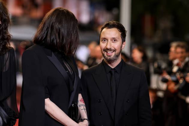 Béatrice Dalle, Anthony Vaccarello - Montée des marches du film Lux Aeterna lors du 72ème Festival International du Film de Cannes. Le 18 mai 2019 Jacovides-Moreau Bestimage Red carpet for the movie Lux Aeterna during the 72nd Cannes International Film festival. On may 18th 2019 Cannes France Copyright: xJACOVIDES-MOREAUx xBESTIMAGExJACOVIDES-MOREAUx xBESTIMAGEx