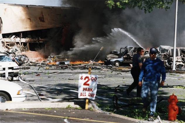 Oklahoma City Bombing April 19, 1995 April 2015 - File - On April 19, 1995, a truck-bomb explosion outside the Alfred P. Murrah Federal Building in Oklahoma City, Oklahoma, left 168 people dead and hundreds more injured. The blast was set off by anti-government militant Timothy McVeigh, who in 2001 was executed for his crimes. His co-conspirator Terry Nichols received life in prison. Pictured - Apr 19, 1995 - Oklahoma City, Oklahoma, U.S - Burning cars and destruction outside the Murrah Building. Copyright: xCharlesxPorterxIVx