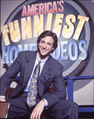 RELEASE DATE: 1989 TITLE: Americas Funniest Home Videos STUDIO: PLOT: The show features humorous home videos that are submitted by viewers. The most common videos feature unintentional physical comedy, pets or children and some staged pranks. STARRING: Host BOB SAGET. Los Angeles USA  - ZUMAz90_ 20250725_shc_z90_263 Copyright: xABCx
