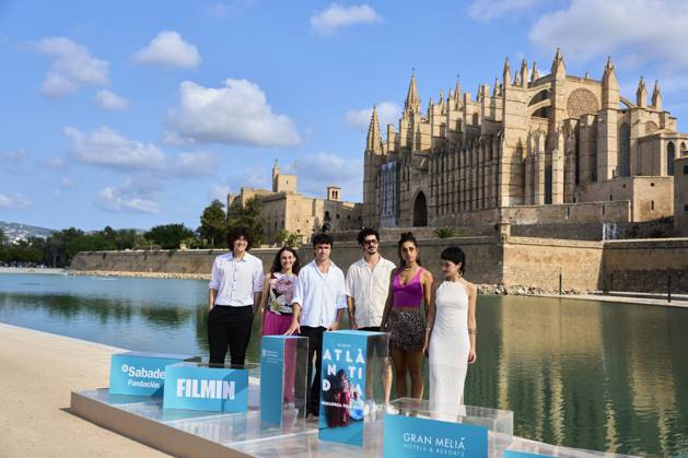 Atlantida Film Festival: Official Selection Jury Photocall Chino Darin, Carolina Yuste, tzan, Escamilla attends Atlantida Film Festival: Official Selection Jury Photocall at Parc de la Mar on August 3, 2025 in Palma, Spain Photo by IMAGO MPG Palma Parc de la Mar Balearic Islands Spain  Copyright: xMPGx