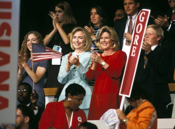 HILLARY CLINTON Oct. 8, 2004 - HILLARY CLINTON WITH CHELSEA AND TIPPER GORE AND SON AT THE DEMOCRATIC NATIONAL CONVENTION 8 28 1996. JAMES COLBURN Copyright: xJamesxColburnx