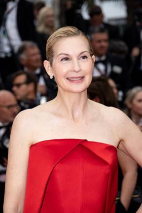 Kelly Rutherford - Montée des marches du film « Indiana Jones et le cadran de la destinée (Indiana Jones and the Dial of destiny) » lors du 76ème Festival International du Film de Cannes, au Palais des Festivals à Cannes. Le 18 mai 2023 Jacovides-Moreau Bestimage Red carpet of the movie « Indiana Jones and the Dial of destiny » during the 76th Cannes International Film Festival at the Palais des Festivals in Cannes, France. On may 18th 2023 Cannes France Copyright: xJACOVIDES-MOREAUx xBESTIMAGExJACOVIDES-MOREAUx xBESTIMAGEx