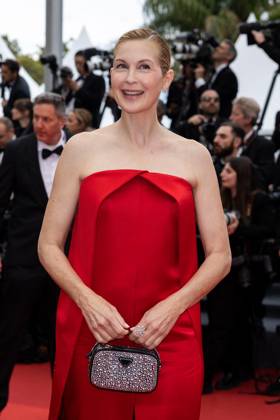 Kelly Rutherford - Montée des marches du film « Indiana Jones et le cadran de la destinée (Indiana Jones and the Dial of destiny) » lors du 76ème Festival International du Film de Cannes, au Palais des Festivals à Cannes. Le 18 mai 2023 Olivier Borde Bestimage Red carpet of the movie « Indiana Jones and the Dial of destiny » during the 76th Cannes International Film Festival at the Palais des Festivals in Cannes, France. On may 18th 2023 Cannes France Copyright: xOLIVIERxBORDEx xBESTIMAGExOLIVIERxBORDEx xBESTIMAGEx