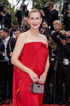 Kelly Rutherford - Montée des marches du film « Indiana Jones et le cadran de la destinée (Indiana Jones and the Dial of destiny) » lors du 76ème Festival International du Film de Cannes, au Palais des Festivals à Cannes. Le 18 mai 2023 Olivier Borde Bestimage Red carpet of the movie « Indiana Jones and the Dial of destiny » during the 76th Cannes International Film Festival at the Palais des Festivals in Cannes, France. On may 18th 2023 Cannes France Copyright: xOLIVIERxBORDEx xBESTIMAGExOLIVIERxBORDEx xBESTIMAGEx
