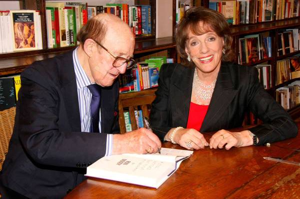 Ron Moody and Esther Rantzen Ron Moody attends a book signing for his new book A Still Untitled (Not Quite) Autobiography at Daunt Books London, England - 27.09.10, London, United Kingdom WENN 3024213.jpg