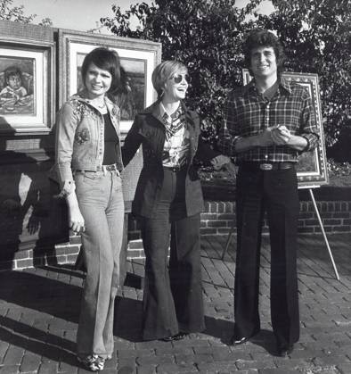 Entertainment News - Nov. 18, 2011 Nov. 18, 2011 - FLORENCE HENDERSON with Karen Valentine and Michael Landon. Copyright: xGlobexPhotosx