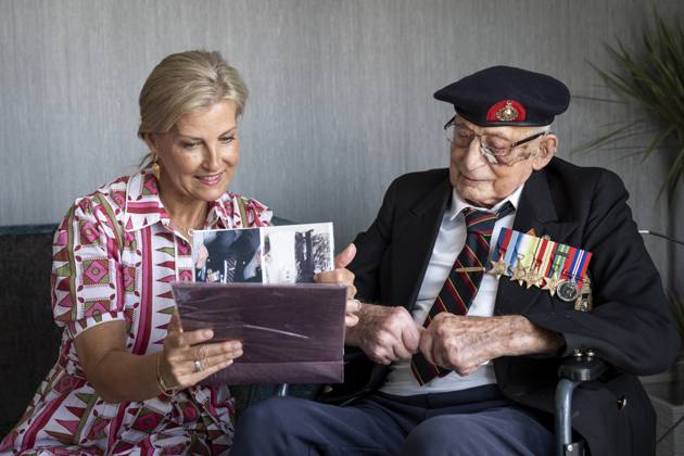 . 12 08 2025. Salisbury, United Kingdom. Sophie, Duchess of Edinburgh, with 105-year-old Royal Marines veteran Jim Wren, at his care home in Salisbury, United Kingdom, ahead of the 80th anniversary of VJ Day  xPoolx xi-Imagesx IIM-26152-0007