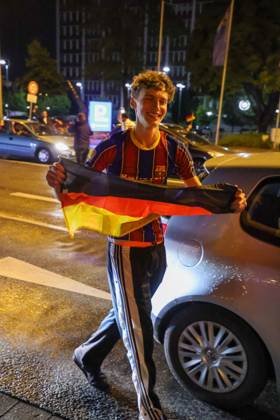 Germany v Denmark: Round of 16 - UEFA EURO 2024 DORTMUND, GERMANY - JUNE 29: German fans celebrates by forming car convoys after Germany defeats Denmark in the UEFA EURO 2024 round of 16 match at Football Stadium Dortmund on June 29, 2024 in Dortmund, Germany. Germany World. Editorial use only. Please get in touch for any other usage. Copyright: x2025xAnadoluxKadirxİlboÄüax