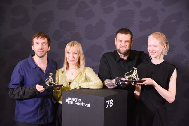 Elsa Kremser and Levin Peter and team, winners of the film White Snail in the Special Jury Prize Cities of Ascona and Losone section during the photocall of the 78th Locarno Film Festival on August 16, 2025 in Locarno, Switzerland Romain Doucelin Bestimage Locarno Suisse  Copyright: xRomainxDoucelinx xBestimagexRomainxDoucelinx xBestimagex