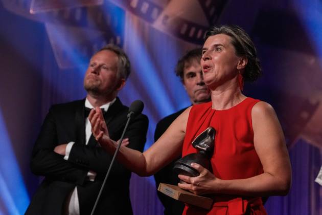 Amandaprisen 2025 Haugesund 20250816. Elskling vant beste norske film, med regissor Lilja Ingolfsdottir og produsent Thomas Robsahm, under Amandaprisutdelingen i Festiviteten i Haugesund. Foto: Jan Kare Ness NTB Haugesund Norge bXmc--eLpvM EDITORIAL USE ONLY Ref:_ENTbXmc--eLpvM.jpg Copyright: xJanxKarexNessx xNTBx