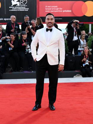 Venice, Italy: Venice, 82nd Venice International Film Festival 2025 - Evening 4 - KINEO AWARD red carpet Pictured: Francesco di Leva Venice Italy  - ZUMAp169 20250830_zea_p169_2426 Copyright: xAlbertoxTerenghi PoolxxEvenx