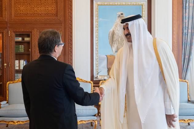 The Emir of the State of Qatar, Tamim bin Hamad Al Thani, receives Pekka Voutilainen, Ambassador of the Republic of Finland The Emir of the State of Qatar, Tamim bin Hamad Al Thani, receives Pekka Voutilainen, Ambassador of the Republic of Finland, in Doha, Qatar, on August 31, 2025. Photo by Emiri Diwan Office apaimages Doha Doha Qatar 310825_Qatar_QNA_1_00(3) Copyright: xapaimagesxQatarxNewsxAgencyx xapaimagesx