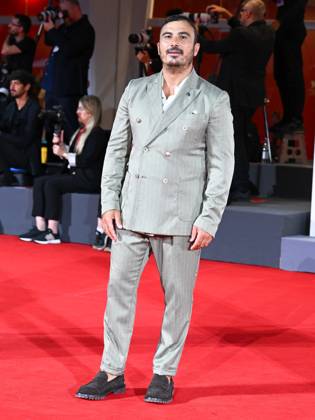 Venice, 82nd Venice International Film Festival 2025 - Evening 5 - Red Carpet Filming Italy Venice Award . Pictured: Francesco Di Leva  Copyright: xManuelexMangiarottix xipa-agency.netx xPoolxPhotoxEventsx06x IPA_Agency_IPA63785745