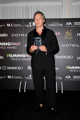Venice, 82nd Venice International Film Festival 2025 - Evening 5 - Filming Italy Awards Ceremony. Pictured: Claudio Santamaria  Copyright: xManuelexMangiarotti PoolxPhotoxEventsx06x xipa-agency.netx xManuelexMangiarotti PoolxPhotoxEx IPA_Agency_IPA63793999
