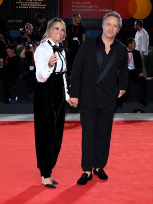 Venice, 82nd Venice International Film Festival 2025 - Evening 5 - Red Carpet Filming Italy Venice Award Pictured: Francesca Barra, Claudio Santamaria  Copyright: xAlbertoxTerenghi PoolxPhotoxEventsx06x xipa-agency.netx xPoolxPhotoxEventsx06x IPA_Agency_IPA63795305