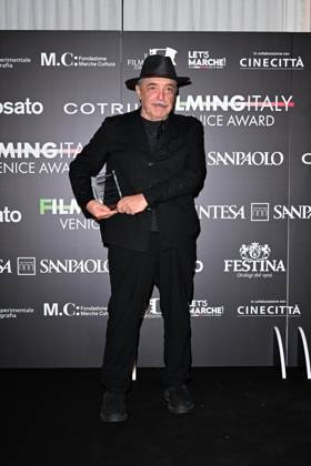 Venice, 82nd Venice International Film Festival 2025 - Evening 5 - Filming Italy Awards Ceremony. Pictured: Nino Frassica  Copyright: xManuelexMangiarotti PoolxPhotoxEventsx06x xipa-agency.netx xManuelexMangiarotti PoolxPhotoxEx IPA_Agency_IPA63795420