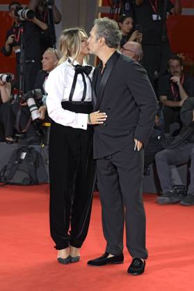 Francesca Barra mit Ehemann Claudio Santamaria bei der Verleihung vom Filming Italy Venice Award auf der Biennale di Venezia 2025 82. Internationale Filmfestspiele von Venedig im Palazzo del Cinema. Venedig, 31.08.2025