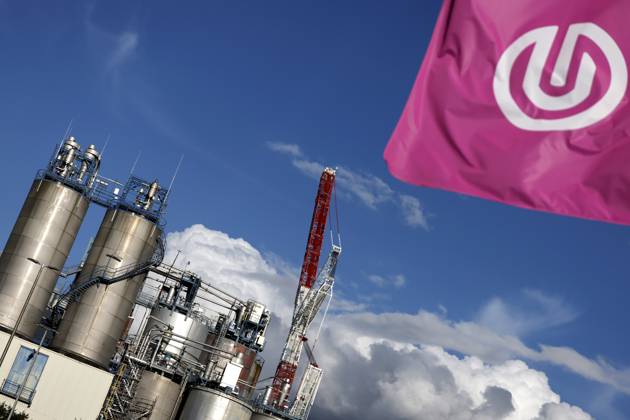 Industrieanlagen der Evonik Industries AG zu sehen beim Besuch des Bundesfinanzminister Lars Klingbeil (SPD) bei Evonik in Wesseling. (Themenbild, Symbolbild) Wesseling, 01.09.2025 NRW Deutschland Copyright: xChristophxHardtx