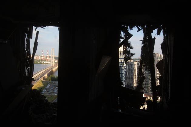 Russian drone attack in residential building of Kyiv KYIV, UKRAINE - JULY 13: An inside view of the damaged residential building after Russian drone attack in Kyiv, Ukraine amid Russia-Ukraine war on July 13, 2023. Ukraine World. Editorial use only. Please get in touch for any other usage. Copyright: x2025xAnadoluxOleksiixChumachenkox