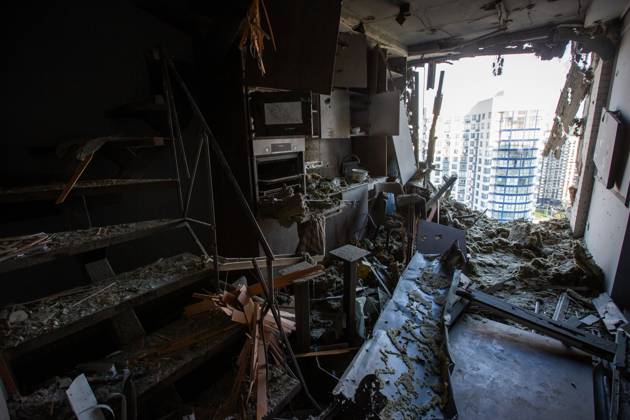 Russian drone attack in residential building of Kyiv KYIV, UKRAINE - JULY 13: An inside view of the damaged residential building after Russian drone attack in Kyiv, Ukraine amid Russia-Ukraine war on July 13, 2023. Ukraine World. Editorial use only. Please get in touch for any other usage. Copyright: x2025xAnadoluxOleksiixChumachenkox