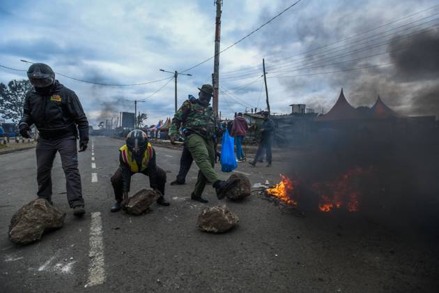 Demonstration against high cost of living in Kenyan capital NAIROBI, KENYA - JULY 07: People take part in a demonstration held against the rising cost of living, in Nairobi, Kenya on July 07, 2023. Personnel tried to ignite the fire lit by the protesters. Nayrobi Kenya. Editorial use only. Please get in touch for any other usage.  Copyright: x2025xAnadoluxGeraldxAndersonx