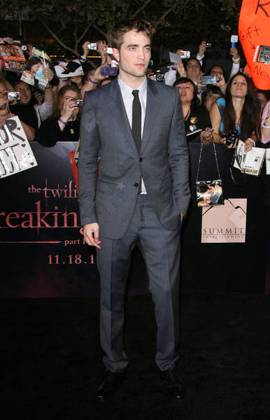 Robert Pattinson The Twilight Saga: Breaking Dawn - Part 1 World Premiere held at Nokia Theatre L.A. Live Los Angeles, California - 14.11.11, Los Angeles, California, United States Adriana M. Bar 3610570