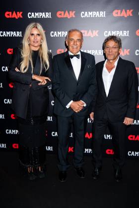 82nd Venice Film Festival Ciak Award - Photocall Venice Lido, Italy Tiziana Rocca;Alberto Barbera;Flavio Natalia 82nd Venice Film Festival Ciak Award - Photocall Venice Lido, Italy 4th September 2025  Copyright: xSGPx