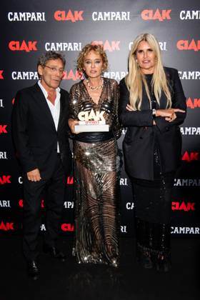 82nd Venice Film Festival Ciak Award - Photocall Venice Lido, Italy Flavio Natalia;Valeria Golino;Tiziana Rocca 82nd Venice Film Festival Ciak Award - Photocall Venice Lido, Italy 4th September 2025  Copyright: xSGPx